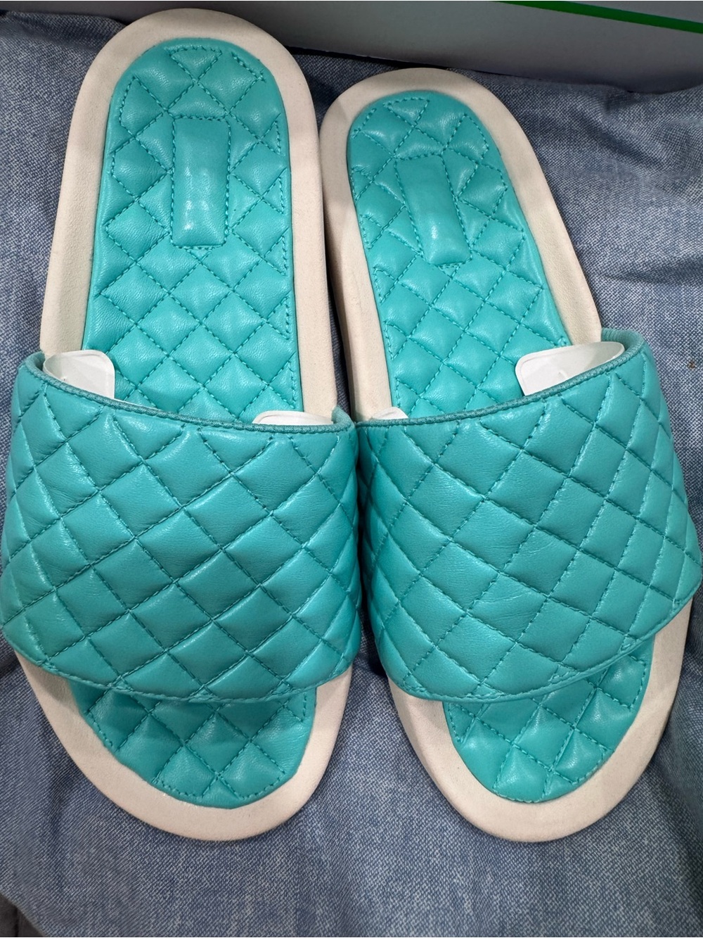APL Mint Pristine Slide Sandals - Picture 2 of 4